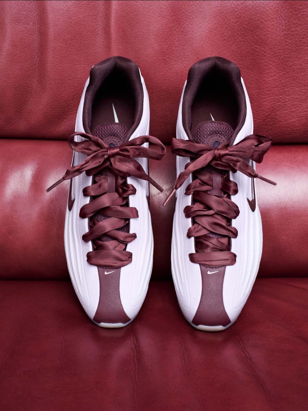Nike Shox Z SE sneakers in light pink and burgundy with ribbon laces